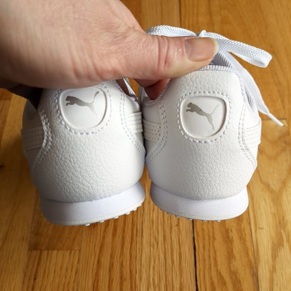 [SOLD] NWT Puma Bella Low Top Sneakers Classic White Athletic Running Shoes - Picture 10 of 14